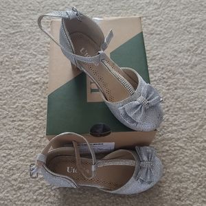 Silver Girls Heeled Dress Shoes size 12 (little kid)